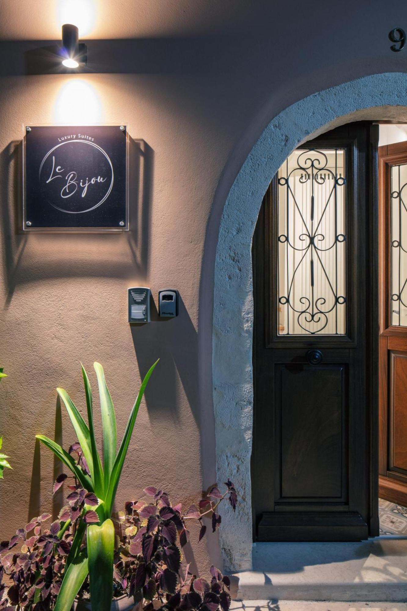 Le Bijou Luxury Suites Rethymno Екстер'єр фото