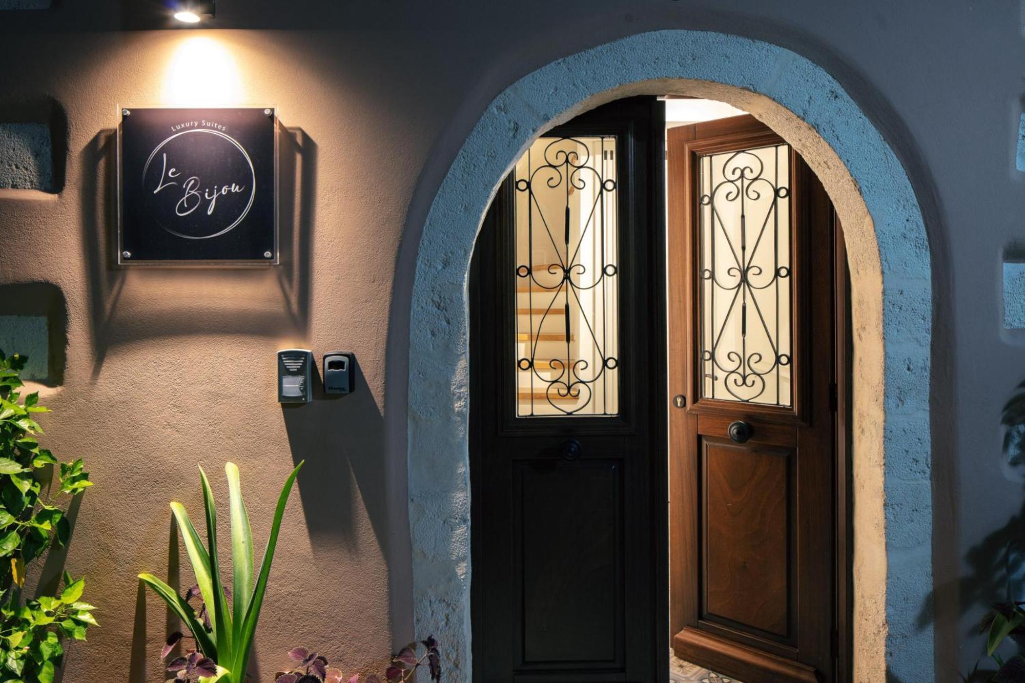 Le Bijou Luxury Suites Rethymno Екстер'єр фото